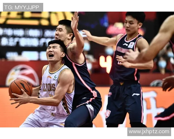 2020年CBA季后赛广东队对阵广厦队精彩回顾与赛后分析