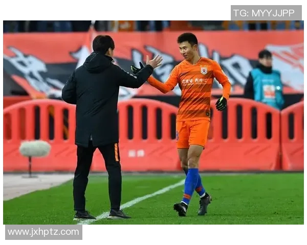 天津泰达迎战山东鲁能争夺中超联赛关键三分的激烈对决 天津泰达迎战山东鲁能争夺中超联赛关键三分的激烈对决