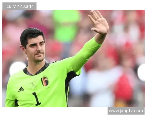 库尔图瓦的守门艺术与足球世界的传奇之路探索