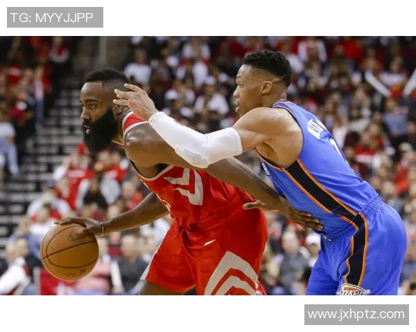 火箭队与活塞队激战11月1日期待精彩对决与球星表现 火箭队与活塞队激战11月1日期待精彩对决与球星表现