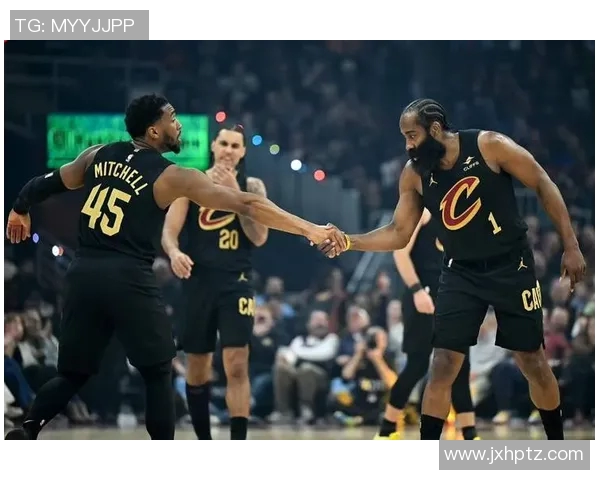 哈登领衔篮网对决魔术球队期待精彩对抗与个人表现的巅峰之战 哈登领衔篮网对决魔术球队期待精彩对抗与个人表现的巅峰之战