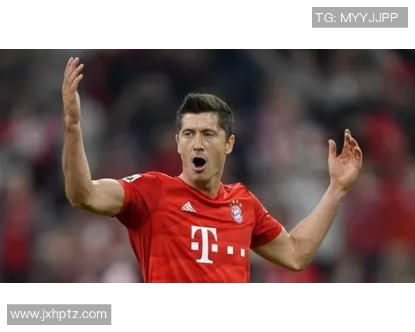 莱万重返安联球场引发拜仁球迷愤怒大嘘声感叹忘恩负义情何以堪 莱万重返安联球场引发拜仁球迷愤怒大嘘声感叹忘恩负义情何以堪