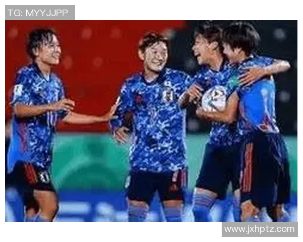 托尔斯与林菲尔德的激烈对决揭示足球战术的博弈与魅力 托尔斯与林菲尔德的激烈对决揭示足球战术的博弈与魅力