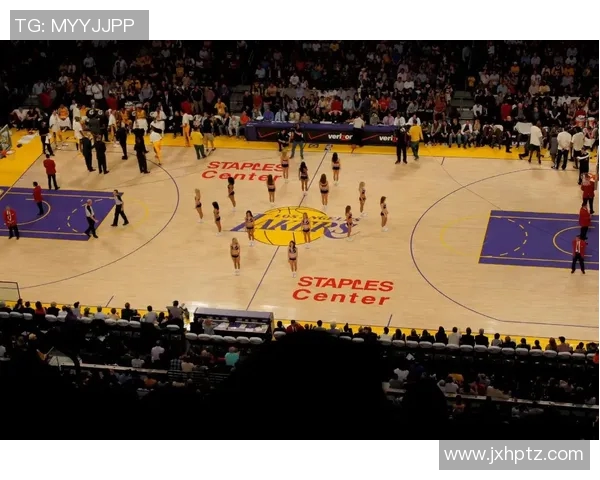 湖人对阵爵士全场直播精彩回顾与赛后分析尽在这里