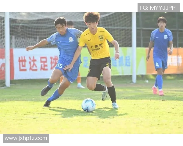 湘南海洋与盘田的激烈对决揭示了足球战术与团队协作的重要性 湘南海洋与盘田的激烈对决揭示了足球战术与团队协作的重要性