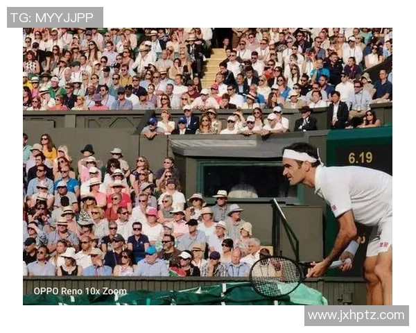 费德勒与哈里斯激战正酣网球场上的巅峰对决引发热议