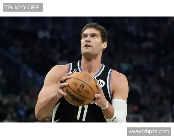 布鲁克洛佩斯:从篮球新星到NBA传奇中锋的辉煌之路 布鲁克洛佩斯:从篮球新星到NBA传奇中锋的辉煌之路